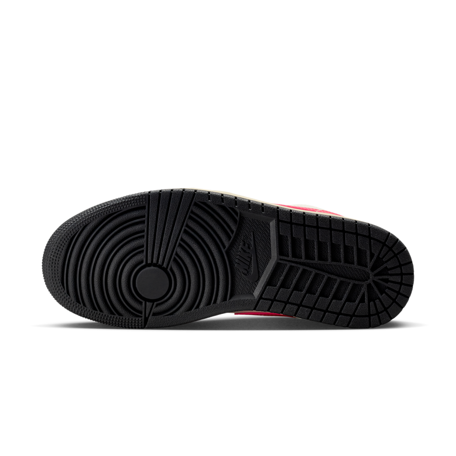 Air Jordan 1 Low Flight Club