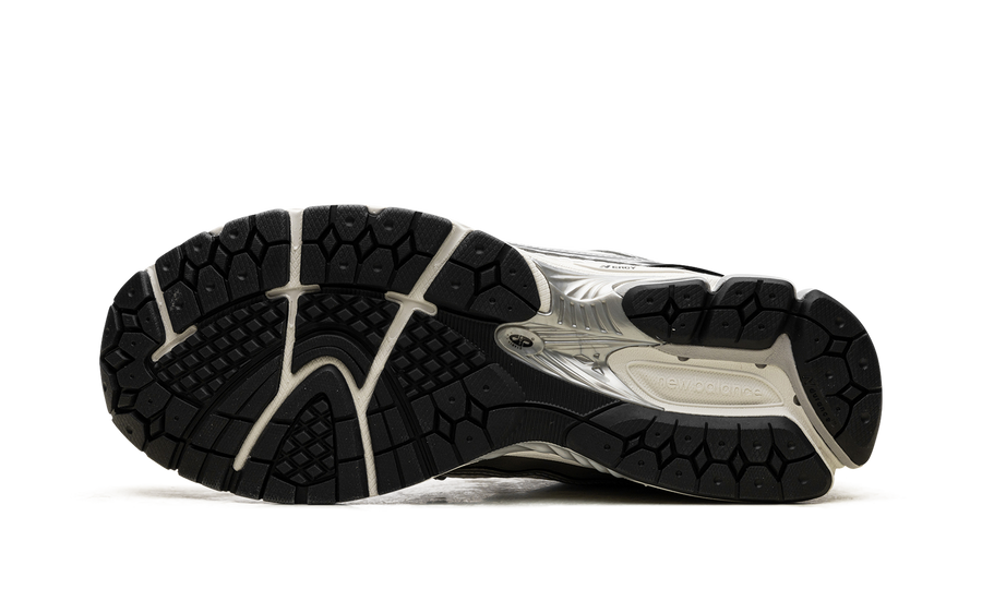 New Balance 1906R Silver Black