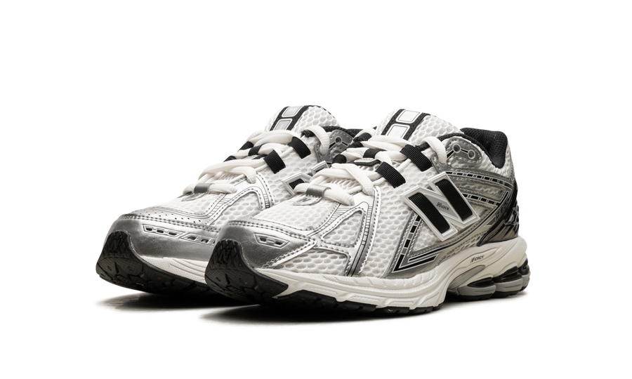 New Balance 1906R Silver Metallic Black
