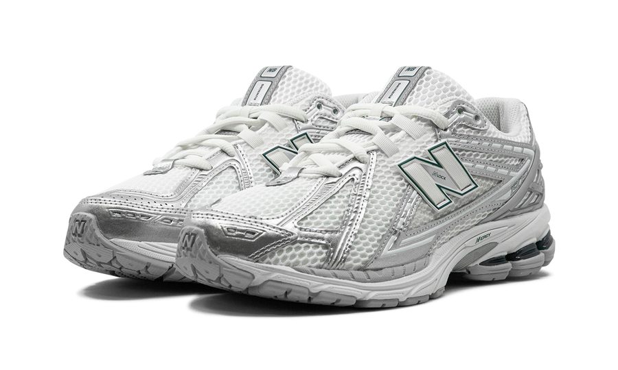 New Balance 1906R Silver Metallic Sea Salt