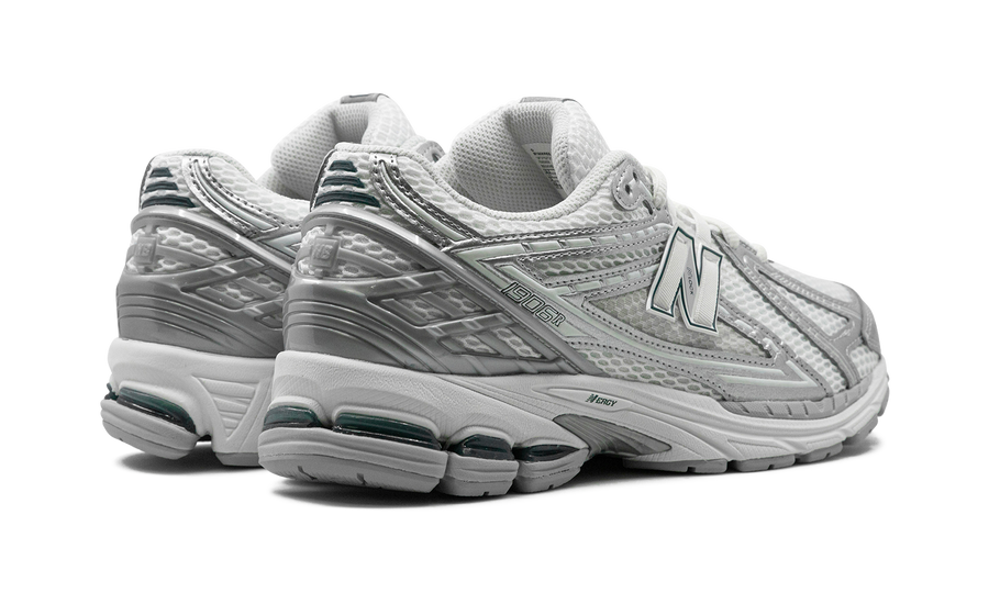 New Balance 1906R Silver Metallic Sea Salt
