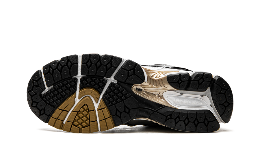 New Balance 1906R White Metallic Gold