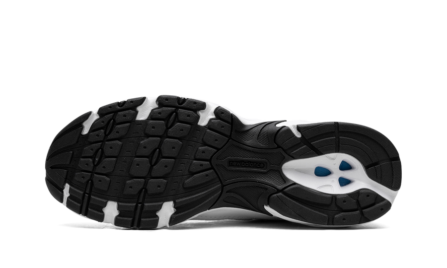 New Balance 530 White Black Details