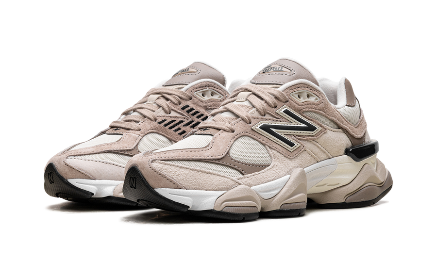 New Balance 9060 Beige Cream