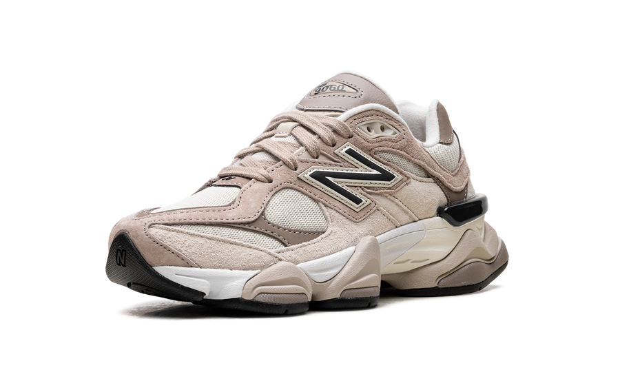 New Balance 9060 Beige Cream
