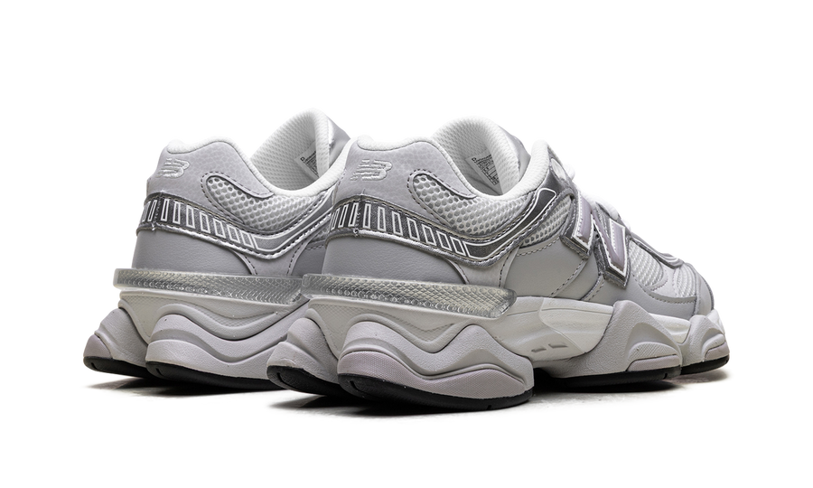 New Balance 9060 Raincloud Truffle Salt