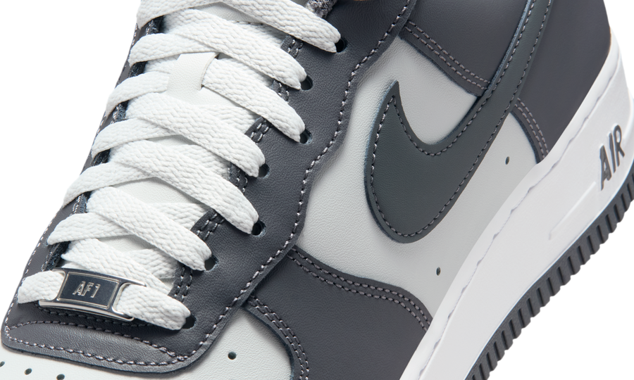 Nike Air Force 1 Low '07 Photon Dust Dark Grey