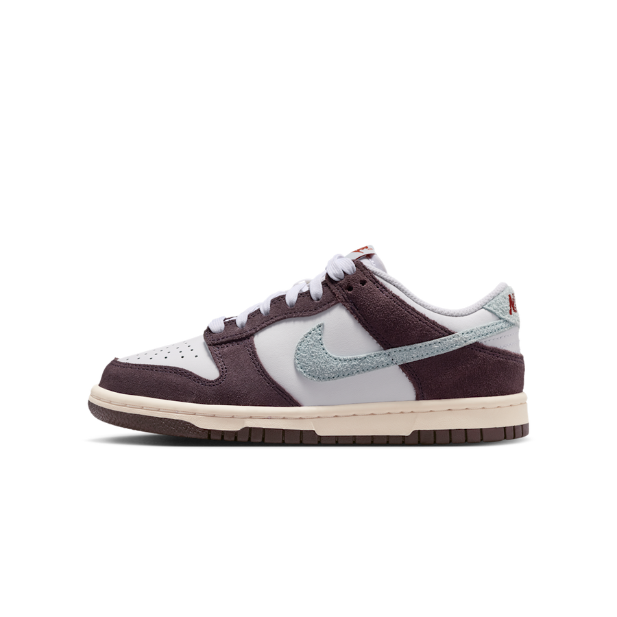 Nike Dunk Low SE Burgundy Ash Glacier Blue