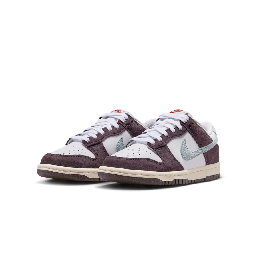 Nike Dunk Low SE Burgundy Ash Glacier Blue