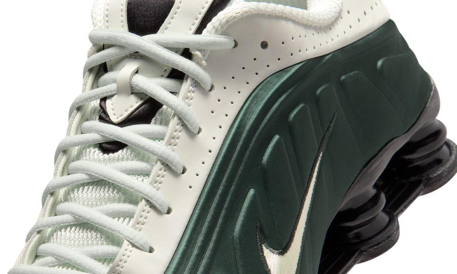 Nike Shox R4 Black Spruce
