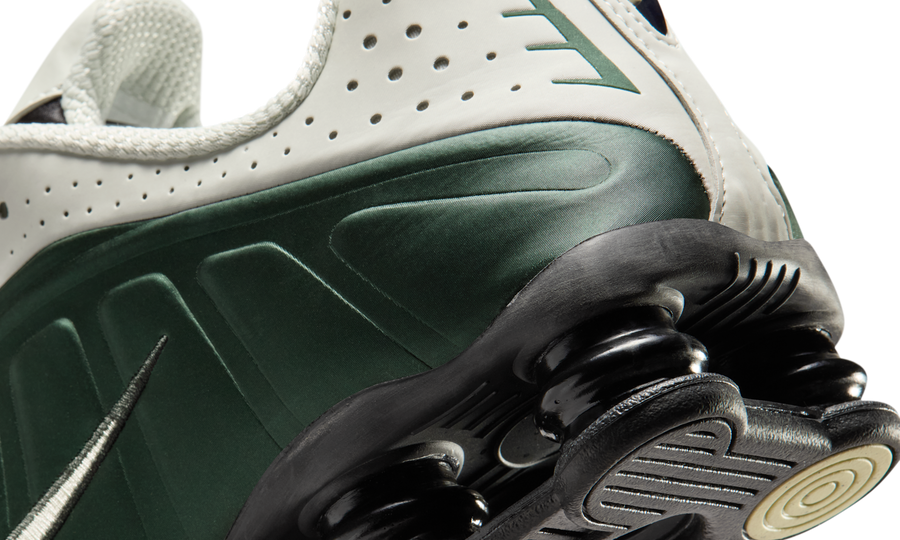 Nike Shox R4 Black Spruce